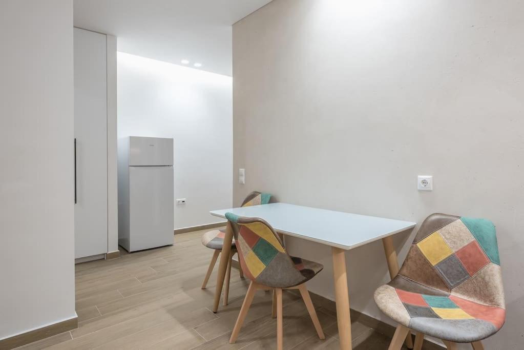 Elegant Apartment In Athens Atenas Exterior foto