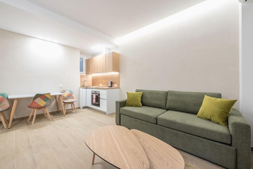 Elegant Apartment In Athens Atenas Exterior foto